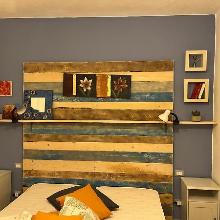 Iknos Guest House Олбия Екстериор снимка