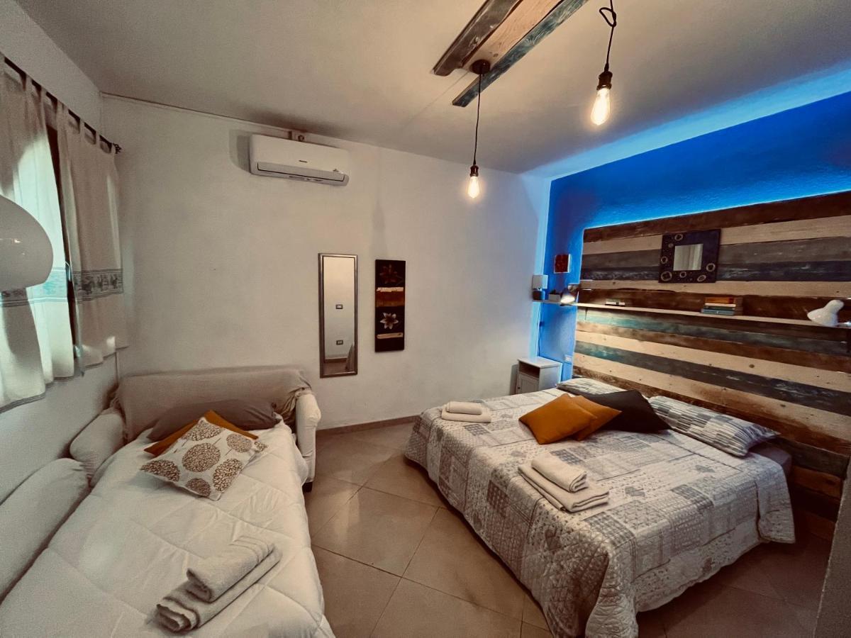 Iknos Guest House Олбия Екстериор снимка